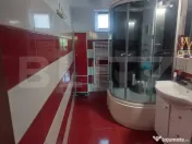 Apartament la casa, 3 camere, 96 mp utili + curte, Brasov 