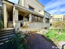 Vila D P, 6 camere, Bulevard, Ploiesti