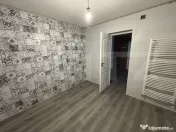 Casa de vanzare, cu 3 camere 