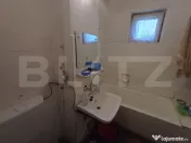 Apartament de vanzare, 3 camere, 70 mp, zona Samboteanu 