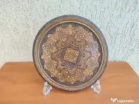 Farfurie neoromânescă 