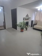 VANZARE 1/2 COTA PARTE CASA P+1 