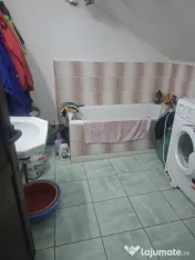 VANZARE 1/2 COTA PARTE CASA P+1 