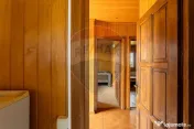 Apartament de închiriat la casă, cu 3 camere – zona N... 