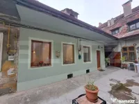 Studio nou renovat, în Centrul Istoric al Brașovului – i 