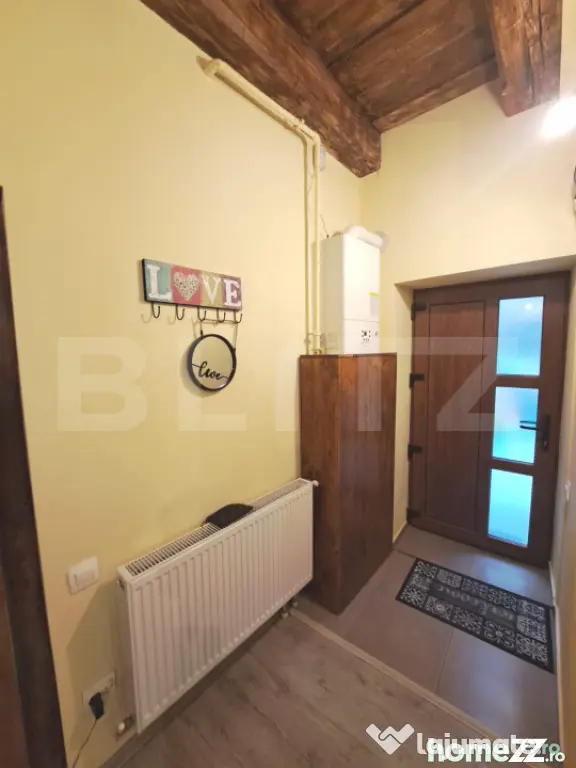 Casă renovată, în Centrul Istoric al Brașovului – idea - Brasov (Brasov)