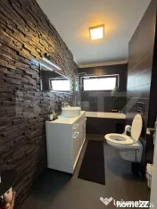 Apartament modern, cu 3 camere, decomandate, parcare, balcon 