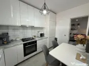 Apartament modern, cu 3 camere, decomandate, parcare, balcon 