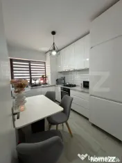 Apartament modern, cu 3 camere, decomandate, parcare, balcon 