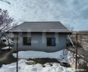 Casa individuală 100 mp utili, teren 903 mp, Mărtinești 