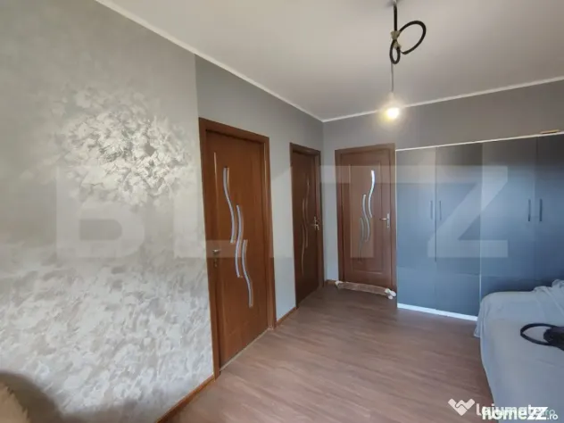 Casa individuală 100 mp utili, teren 903 mp, Mărtinești