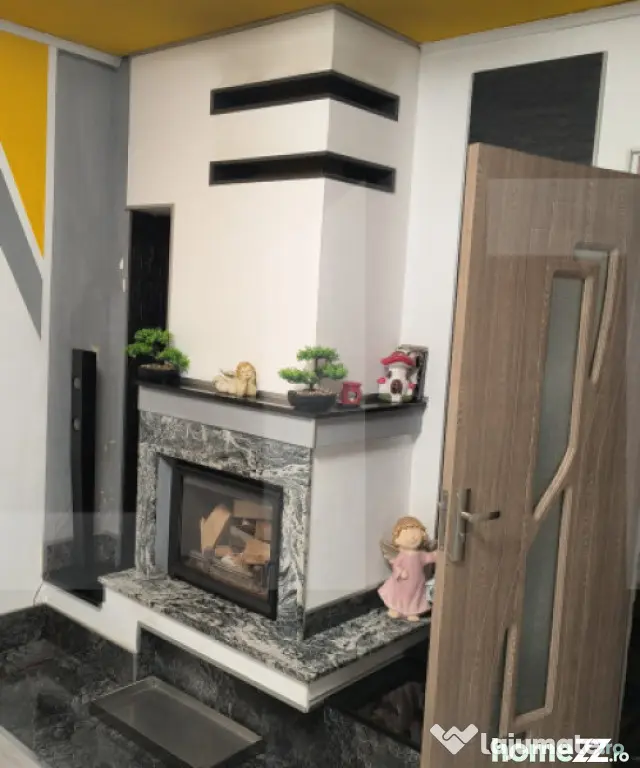 Casa,6 camere ,curte comuna in zona buna - Timisoara (Timis)