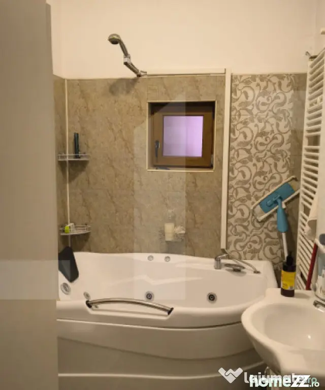 Casa,6 camere ,curte comuna in zona buna - Timisoara (Timis)