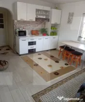 Casa de lemn cu 2 camere 