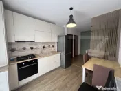 Apartament 3 camere, 55 mp, zona Vivo 