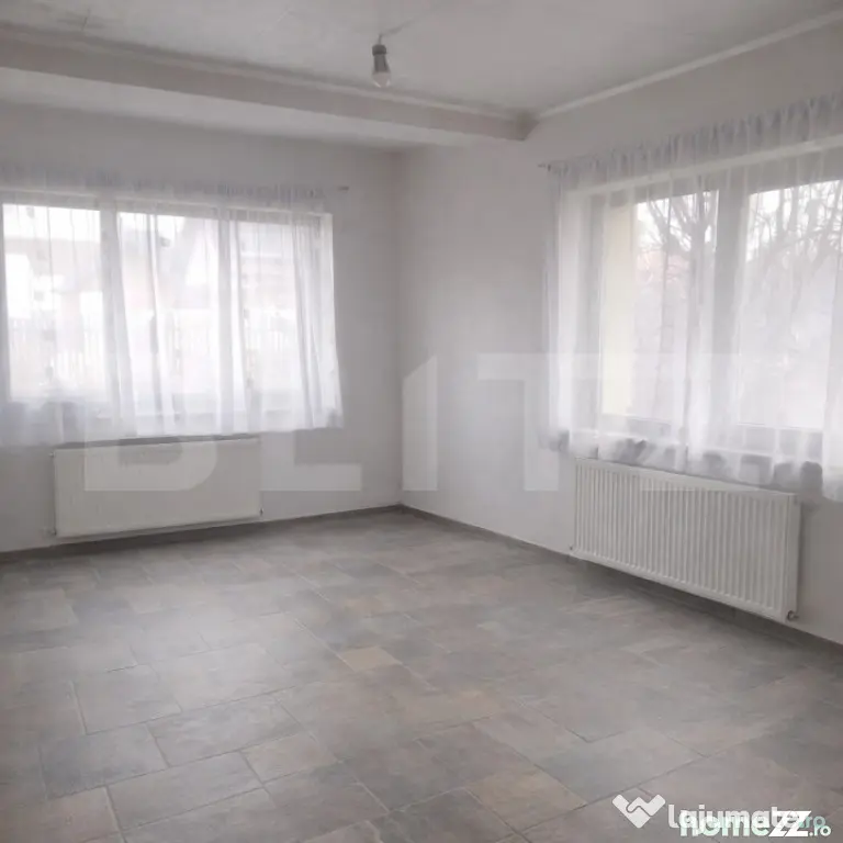 Casa individuala spatioasa | 229 mp utili | Teren 556 mp | S - Brasov (Brasov)