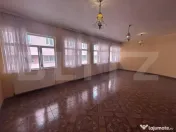 Spatiu Comercial-deasupra de Towers, 140 Mp 
