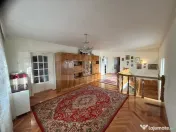 Casă D+P+E, 360 mp utili, teren 710 mp, zona Cetate 