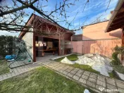 Casă D+P+E, 360 mp utili, teren 710 mp, zona Cetate 