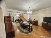 Casă D+P+E, 360 mp utili, teren 710 mp, zona Cetate 