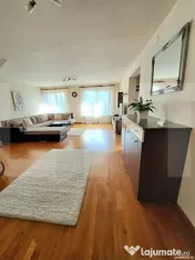 Casa de vanzare zona centrala 