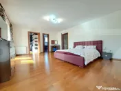 Casa de vanzare zona centrala 