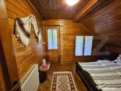 Casa de vacanta cu 4 camere,3300 mp teren,Rimet 