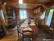 Casa de vacanta cu 4 camere,3300 mp teren,Rimet 