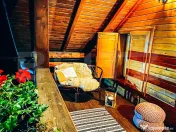 Casa de vacanta cu 4 camere,3300 mp teren,Rimet 