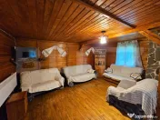 Casa de vacanta cu 4 camere,3300 mp teren,Rimet 