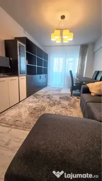 Închiriez apartament cu 2 care vis-a-vis de Tribunal 