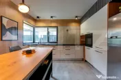 Casa semifinisata 4 camere, 120 mp, teren 600 mp, Suceagu 