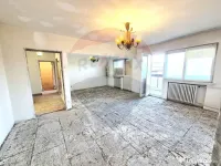 Apartament cu 4 camere de vânzare în zona P-ta Unirii 
