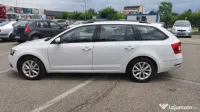 Skoda Octavia Combi Diesel 1.6 TDI DSG Style 