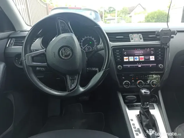 Skoda Octavia Combi Diesel 1.6 TDI DSG Style