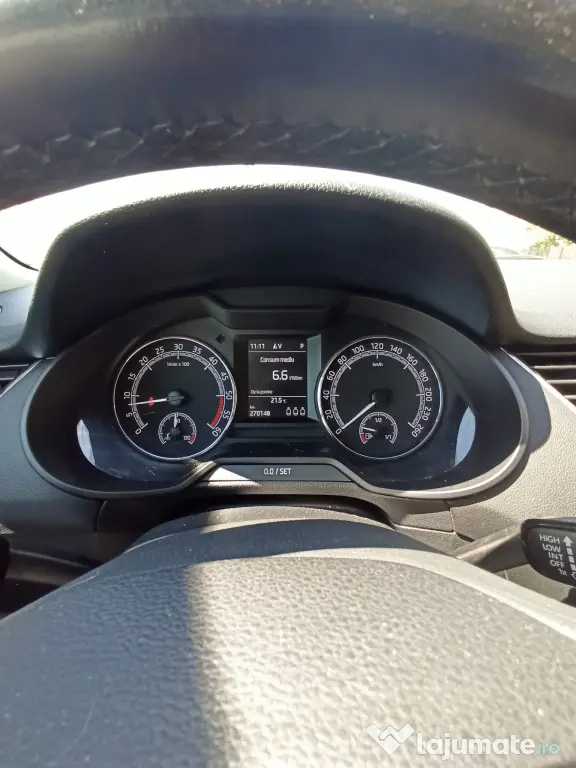 Skoda Octavia Combi Diesel 1.6 TDI DSG Style
