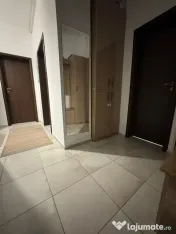 Apartament 2 camere, Pacii metrou 