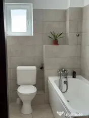 Apartament 2 camere, Pacii metrou 