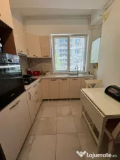Apartament 2 camere, Pacii metrou 