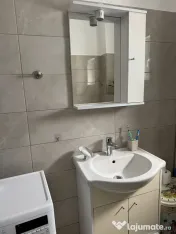 Apartament 2 camere, Pacii metrou 