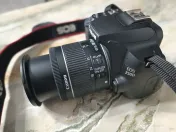 Canon EOS 250D Aparat Foto DSLR Kit cu Obiectiv EF-S 18-55mm 