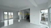 Casa individuala 4 camere 3 bai – Comuna Berceni | Ter... 