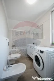 Casă / Vilă cu 4 camere de vânzare 