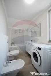 Casă / Vilă cu 4 camere de vânzare 