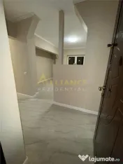 Apartament 3 camere, decomandat - 300 m de Metrou Aparatorii 