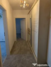 Renovat, 2 camere decomandate - 64 mp , etaj intermediar, No 