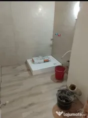 Garsonieră renovată | Centrală proprie | Astra-Calea Bucu 