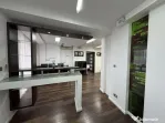 Super apartament in blocul turn de la OMV