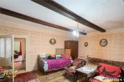 Casa in inima statiunii Covasna, cu gradina, vie si pomi fru 