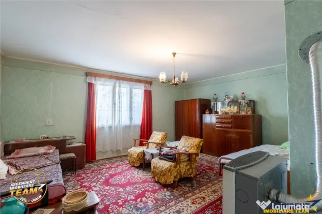 Casa in inima statiunii Covasna, cu gradina, vie si pomi fru